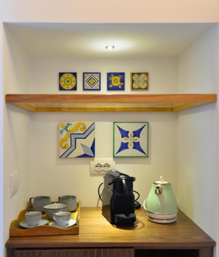 B-Welcome Rooms Of Charme E Relax 폴리나노 아마레 외부 사진