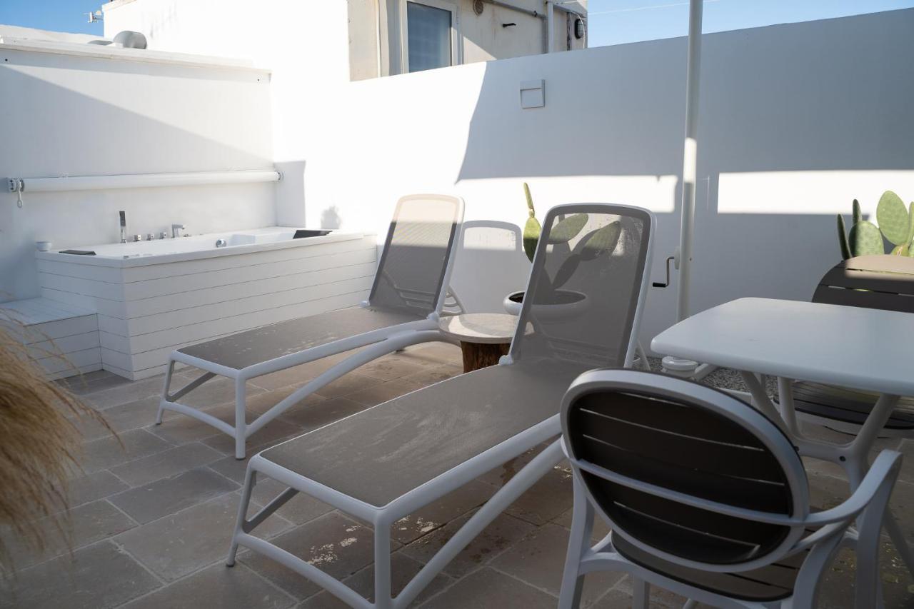 B-Welcome Rooms Of Charme E Relax 폴리나노 아마레 외부 사진